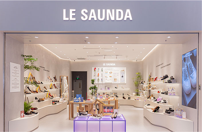 LE SAUNDA莱尔斯丹深圳京基KKMall旗舰店盛大开业